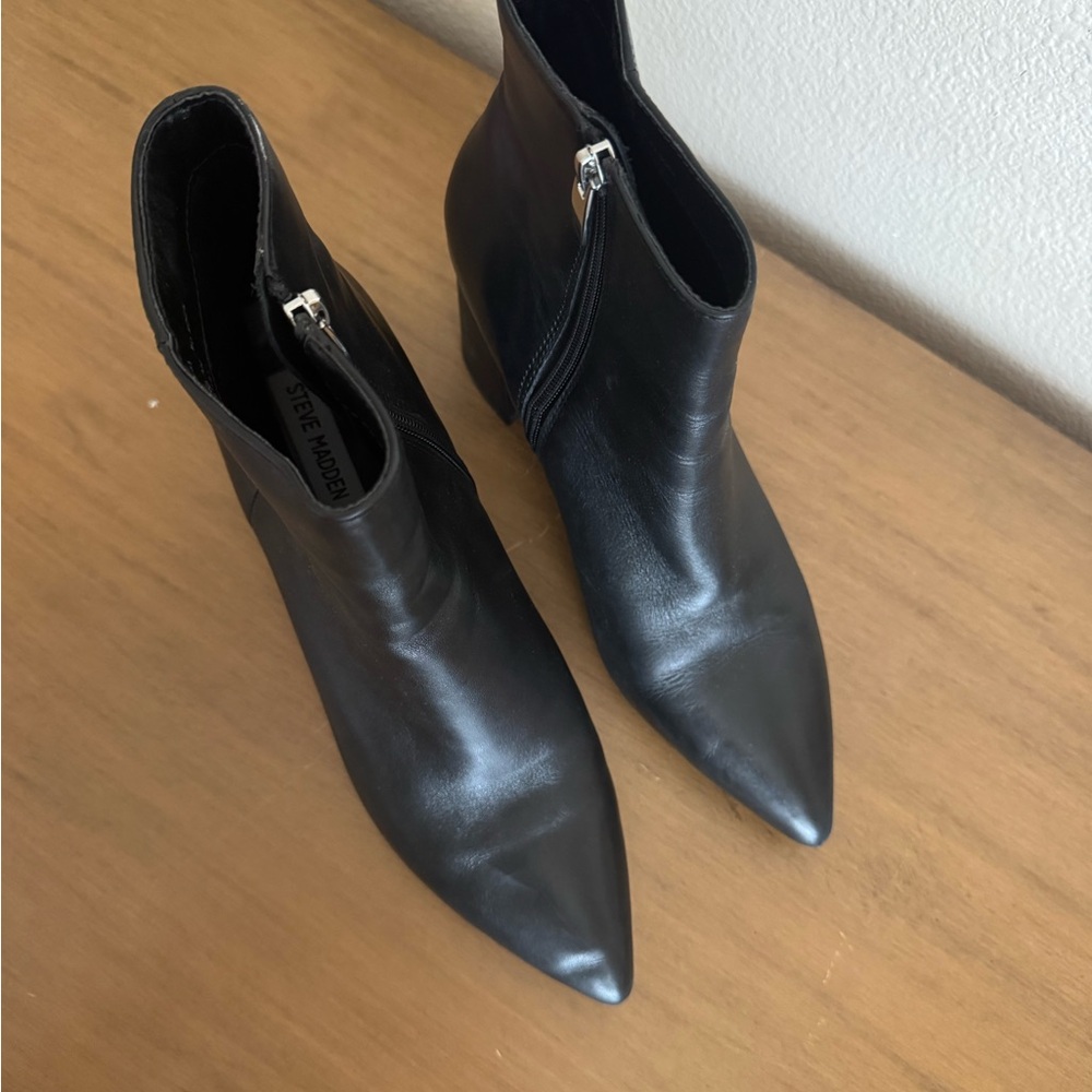 Steve Madden Black Ankle Boots